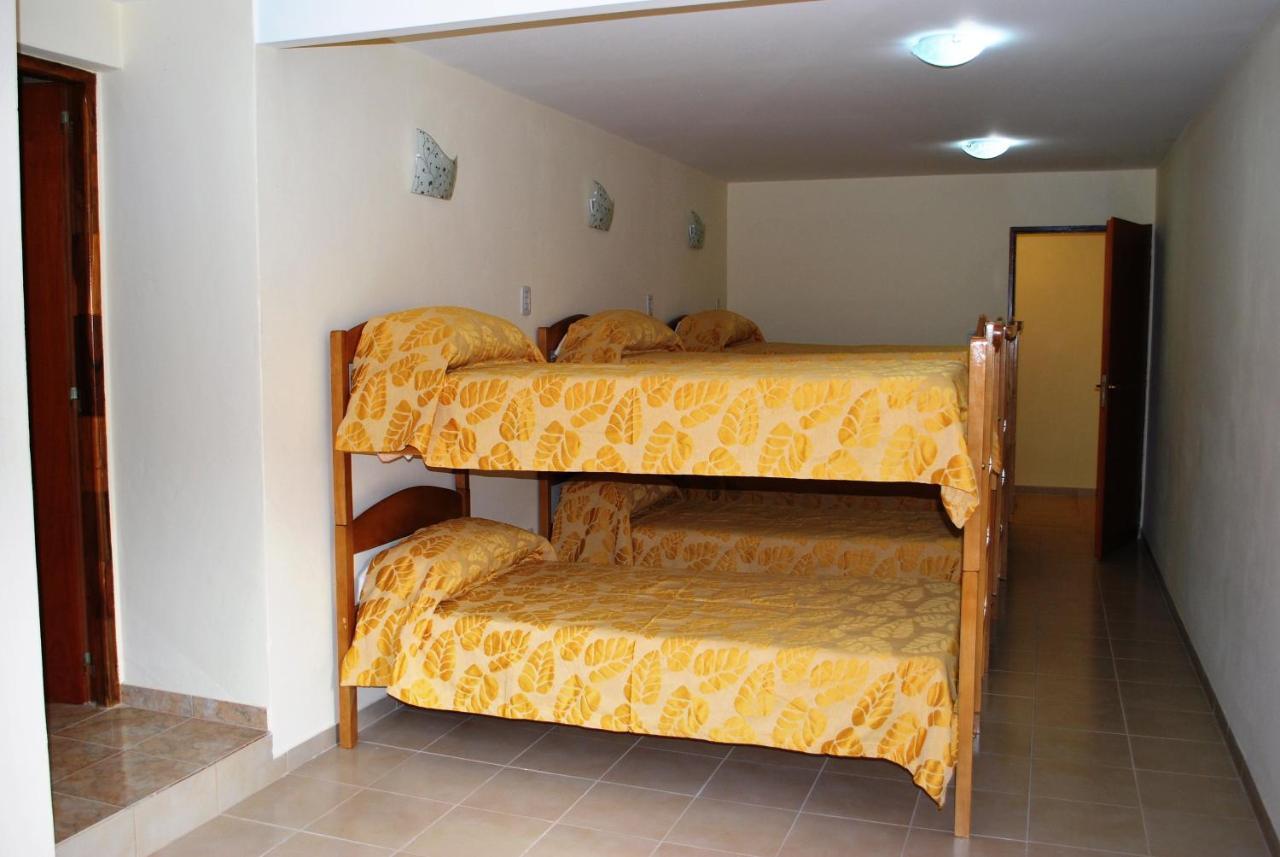 Hostel Pioneros Del Valle El Chalten Eksteriør bilde