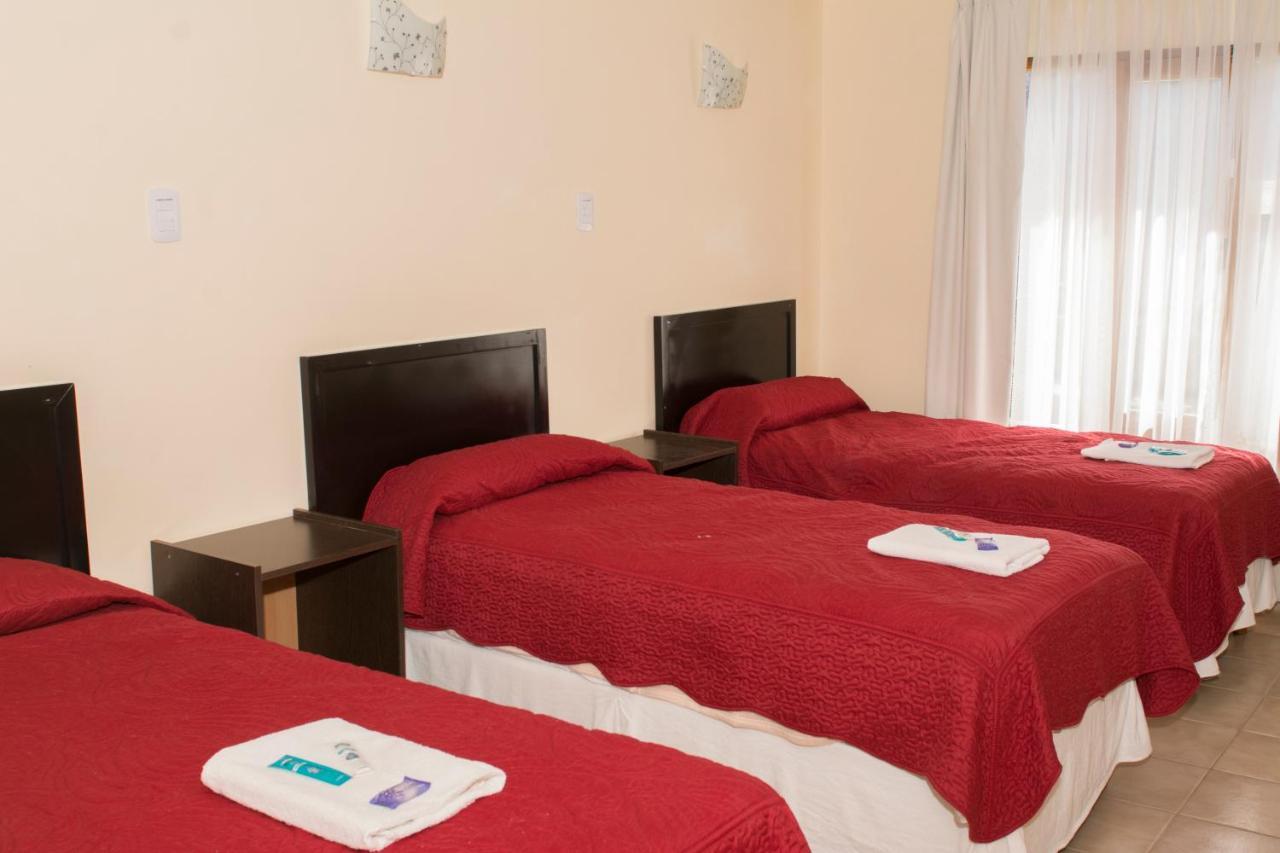 Hostel Pioneros Del Valle El Chalten Eksteriør bilde