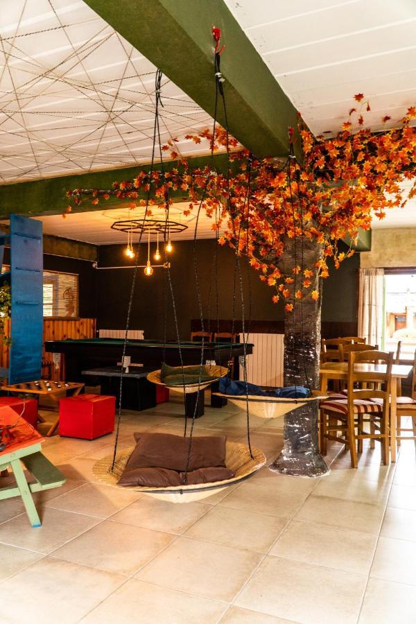 Hostel Pioneros Del Valle El Chalten Eksteriør bilde