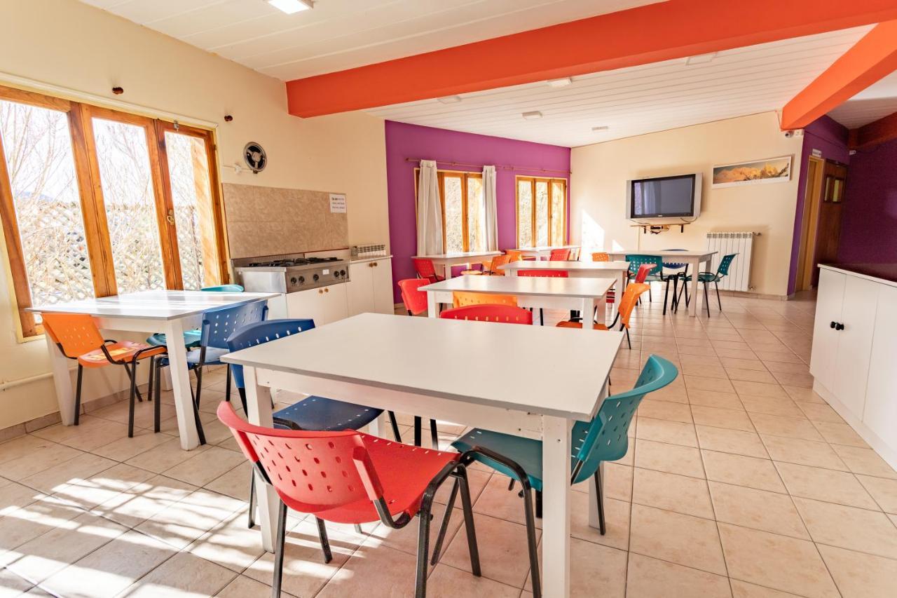 Hostel Pioneros Del Valle El Chalten Eksteriør bilde